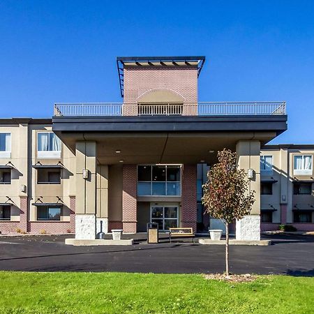 Quality Inn Milwaukee- ブルックフィールド エクステリア 写真