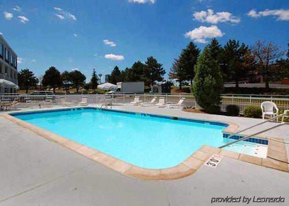 Quality Inn Milwaukee- ブルックフィールド 設備 写真